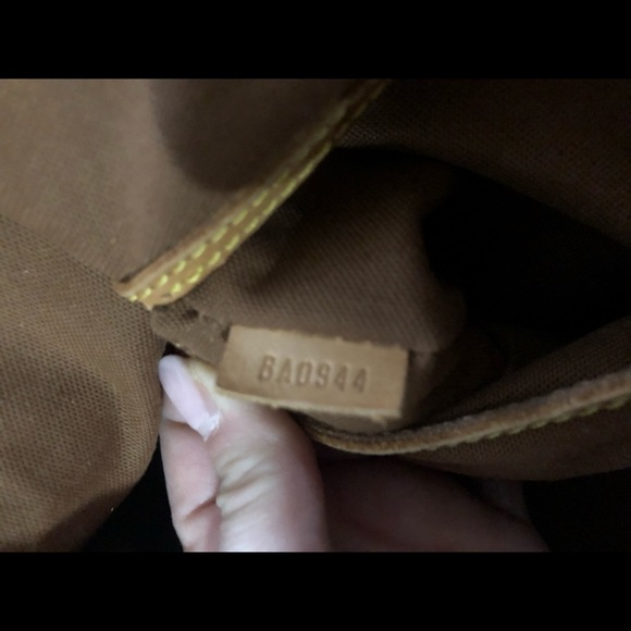 Louis Vuitton Alma bag - Picture 8 of 8